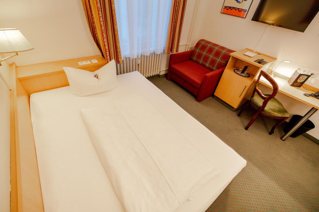Hotel Tiergarten Берлин Екстериор снимка