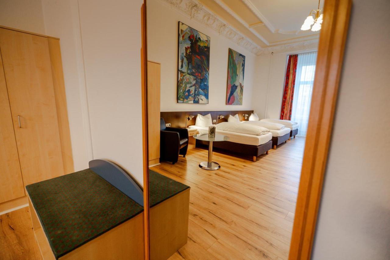 Hotel Tiergarten Берлин Екстериор снимка