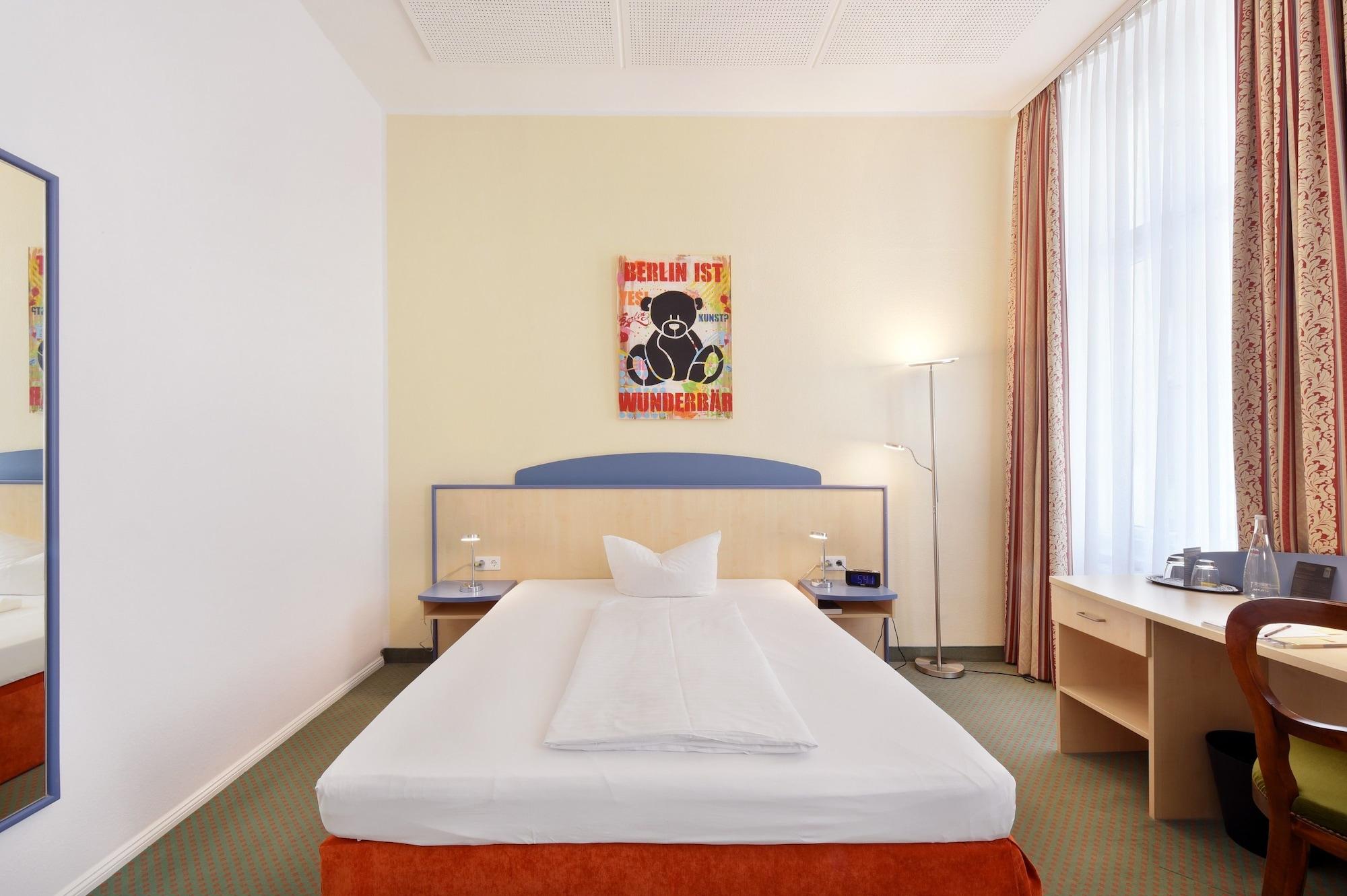 Hotel Tiergarten Берлин Екстериор снимка