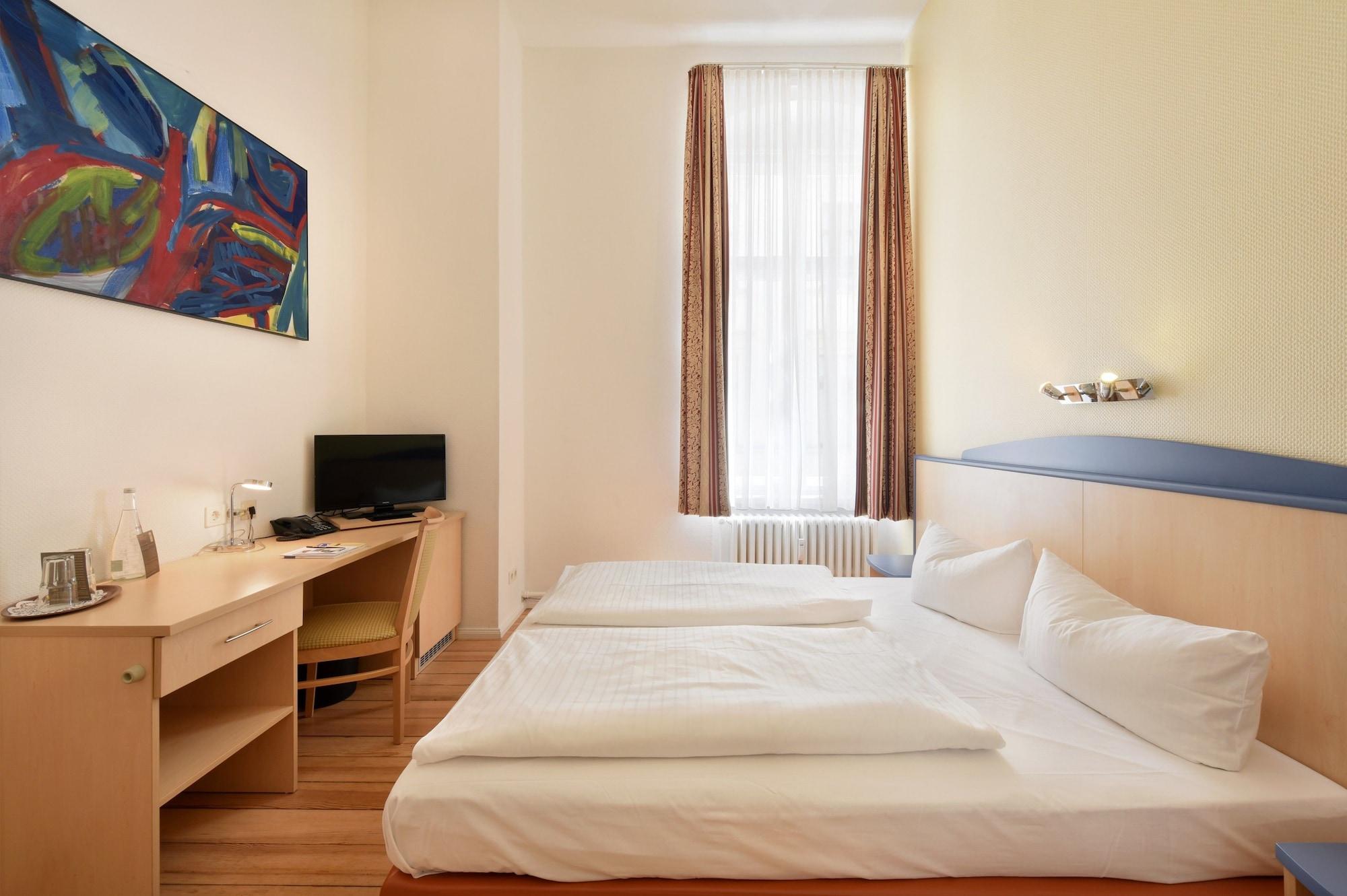 Hotel Tiergarten Берлин Екстериор снимка